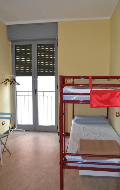 Ostello Di Saronno - Malpensa Hostel الغرفة الصورة