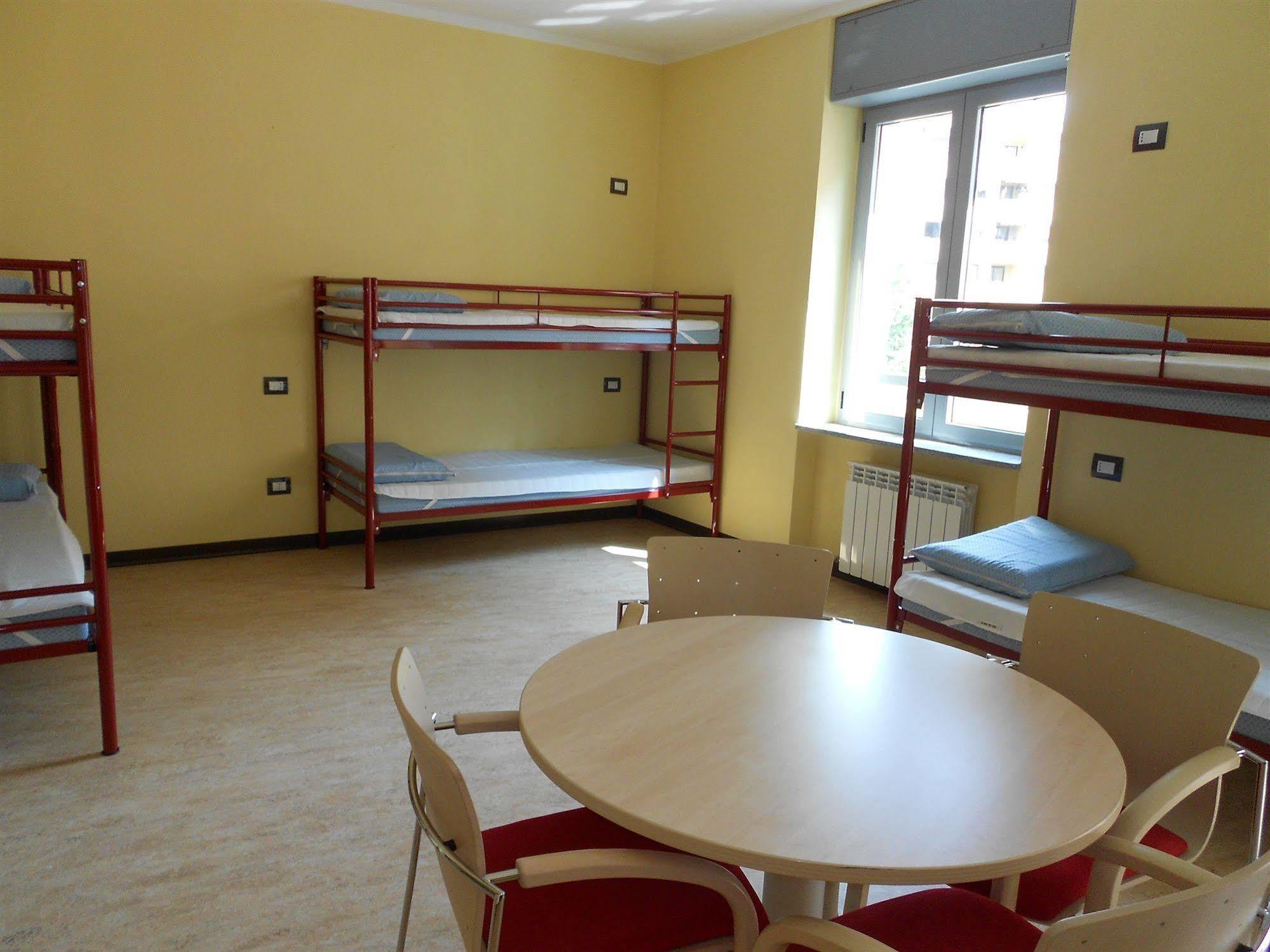 Ostello Di Saronno - Malpensa Hostel المظهر الخارجي الصورة